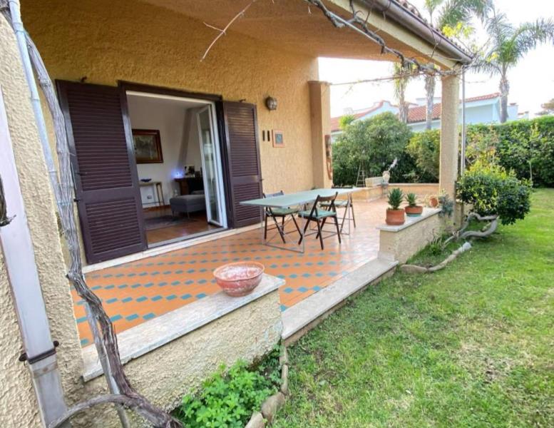casa indipendente in vendita a Cerveteri in zona Campo di Mare
