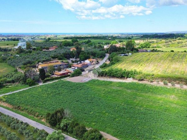 terreno agricolo in vendita a Cerveteri in zona Ceri