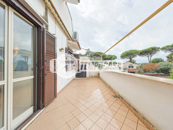 appartamento in vendita a Cerveteri in zona Cerenova