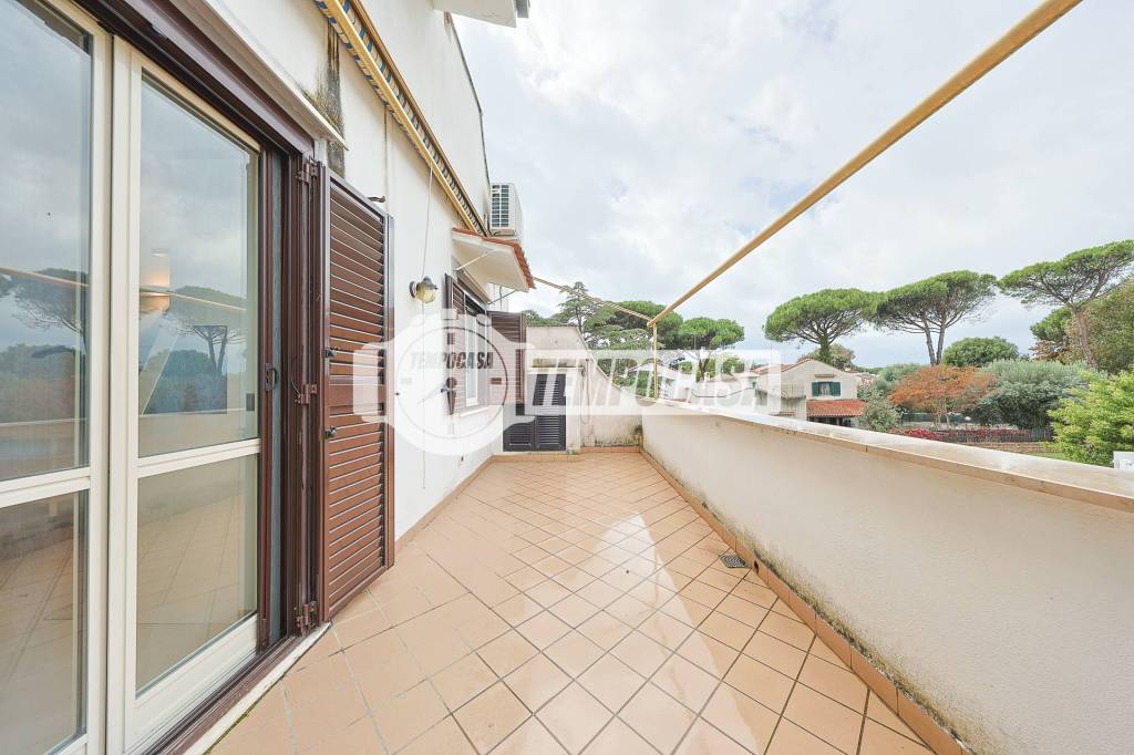 appartamento in vendita a Cerveteri in zona Cerenova