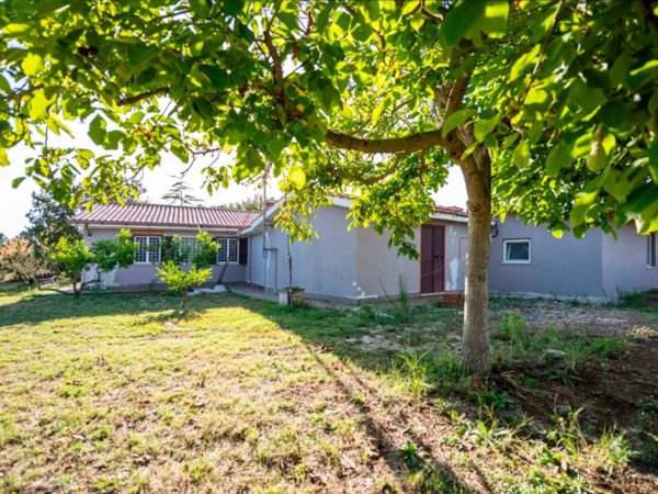casa indipendente in vendita a Cerveteri