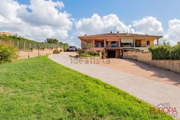 casa indipendente in vendita a Cerveteri