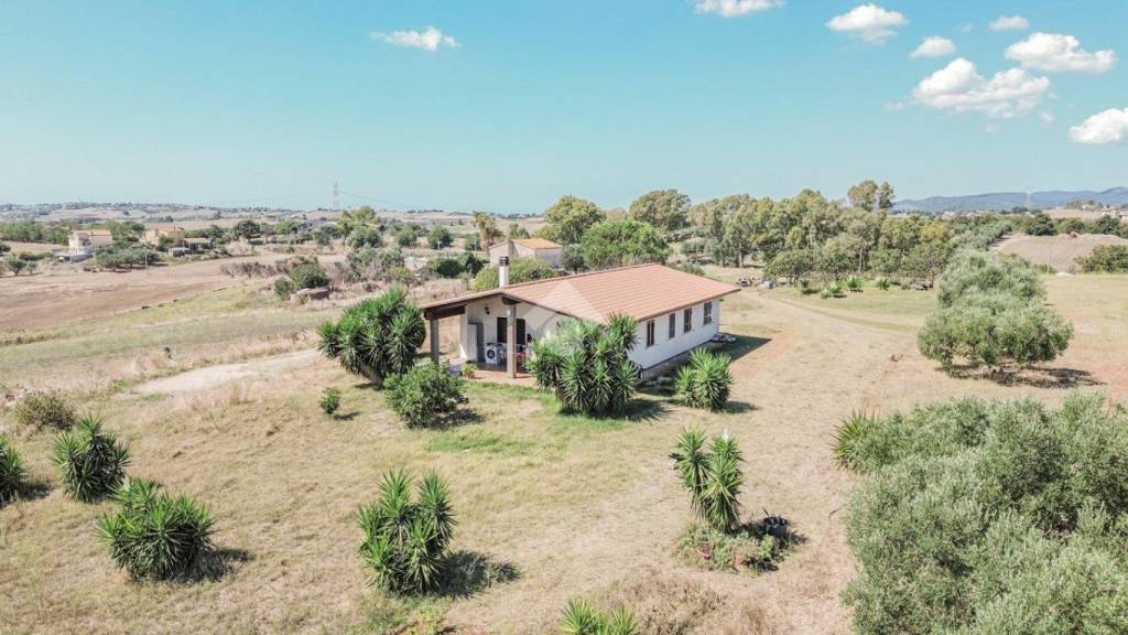 casa indipendente in vendita a Cerveteri in zona Valcanneto