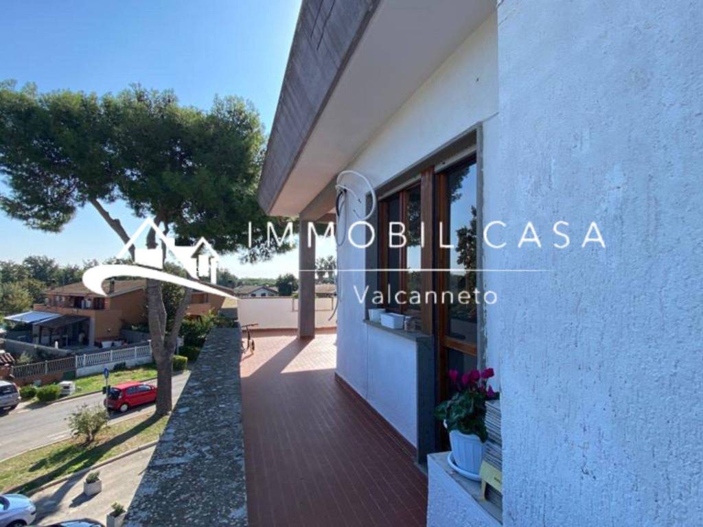 appartamento in vendita a Cerveteri in zona Valcanneto