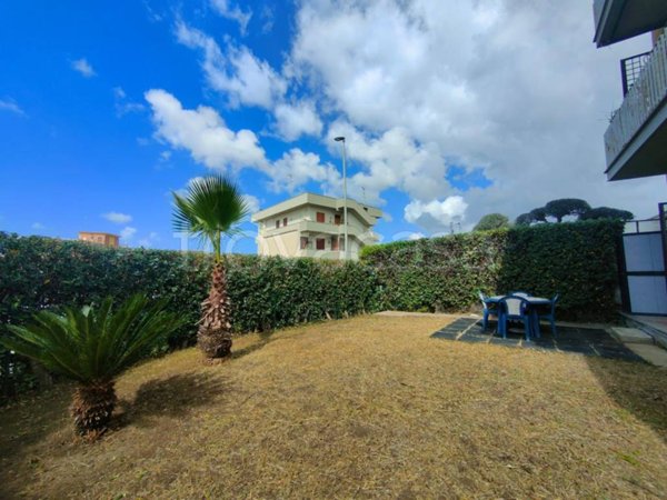 appartamento in vendita a Cerveteri in zona Cerenova