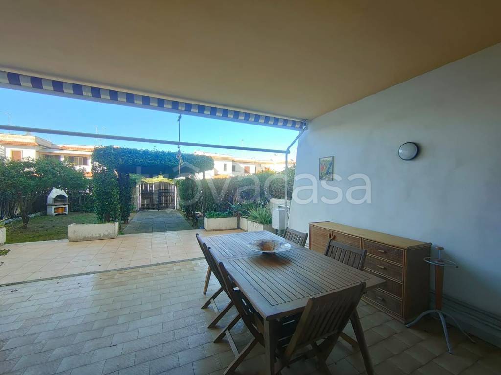 appartamento in vendita a Cerveteri in zona Marina di Cerveteri