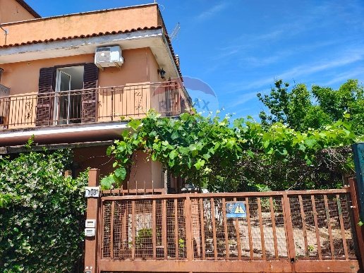 appartamento in vendita a Cerveteri in zona Ceri