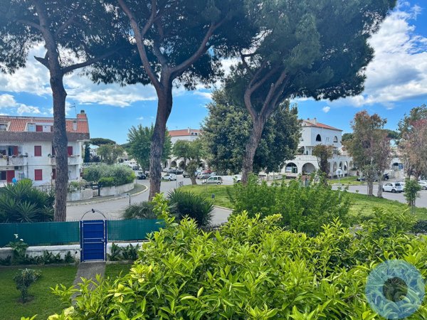 appartamento in vendita a Cerveteri in zona Marina di Cerveteri
