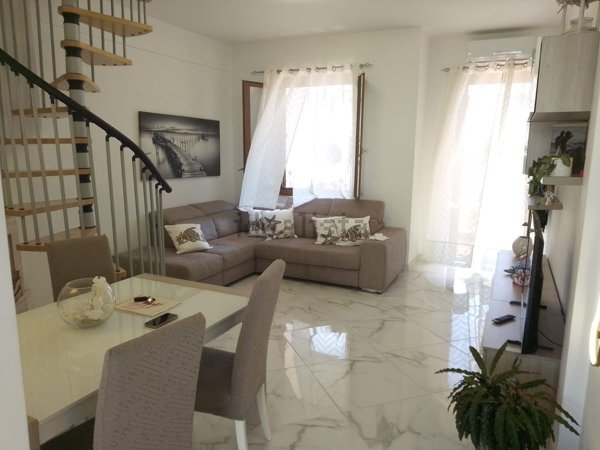 appartamento in vendita a Cerveteri in zona Marina di Cerveteri