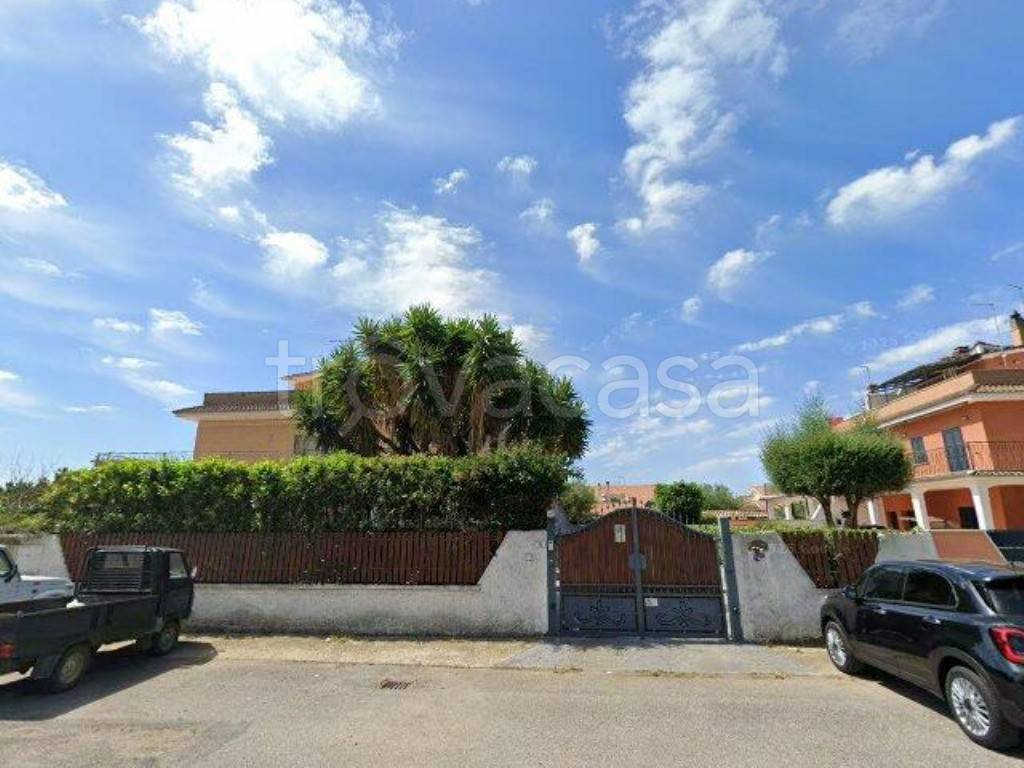 casa indipendente in vendita a Cerveteri
