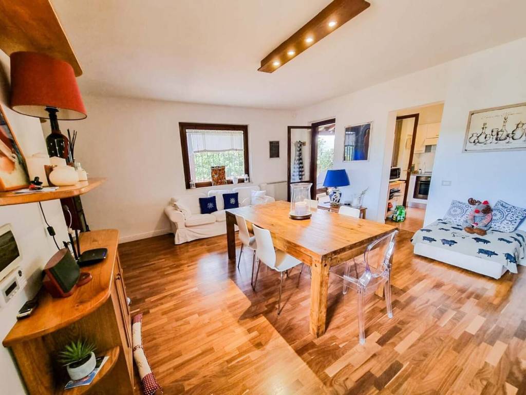 casa indipendente in vendita a Cerveteri in zona Sasso