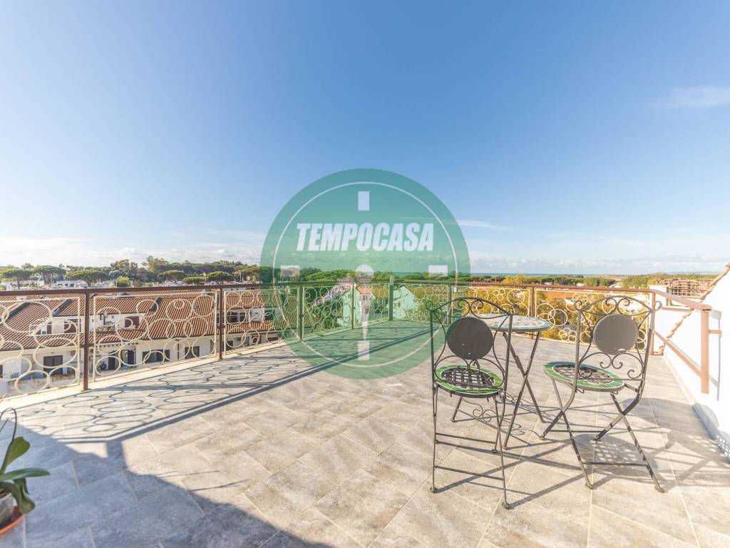 appartamento in vendita a Cerveteri in zona Cerenova