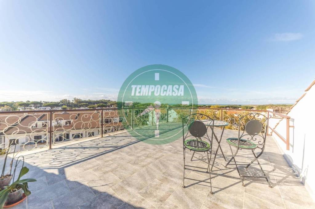 appartamento in vendita a Cerveteri in zona Cerenova