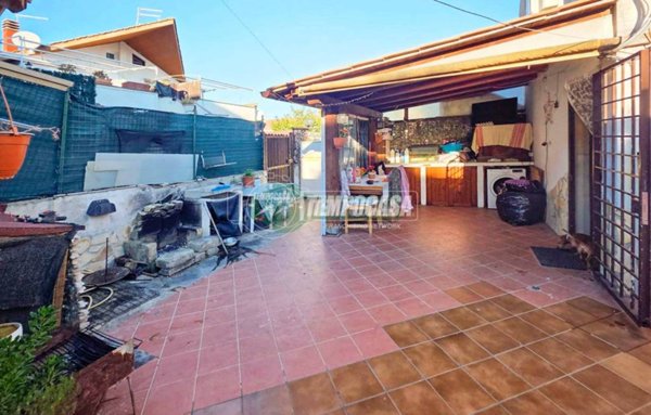 appartamento in vendita a Cerveteri in zona Zambra