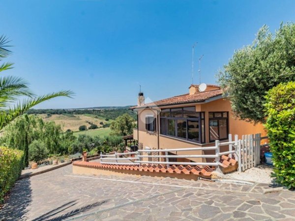 casa indipendente in vendita a Cerveteri in zona Sasso