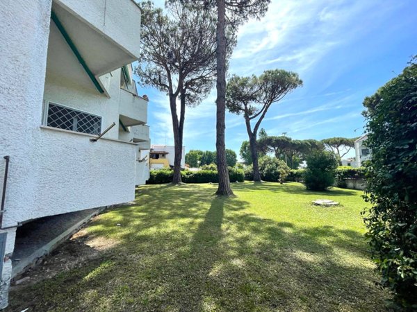appartamento in vendita a Cerveteri in zona Cerenova