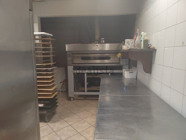 negozio in vendita a Cerveteri