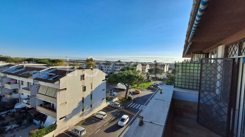 appartamento in vendita a Cerveteri in zona Marina di Cerveteri