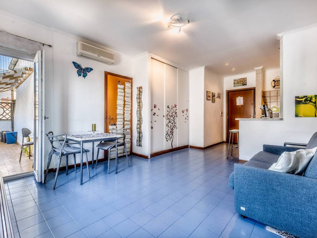 appartamento in vendita a Cerveteri in zona Marina di Cerveteri