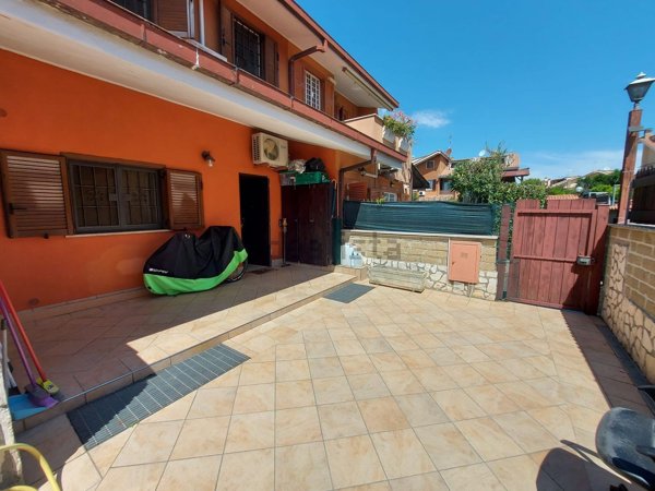 casa indipendente in vendita a Cerveteri