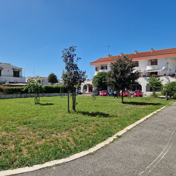 appartamento in vendita a Cerveteri in zona Cerenova