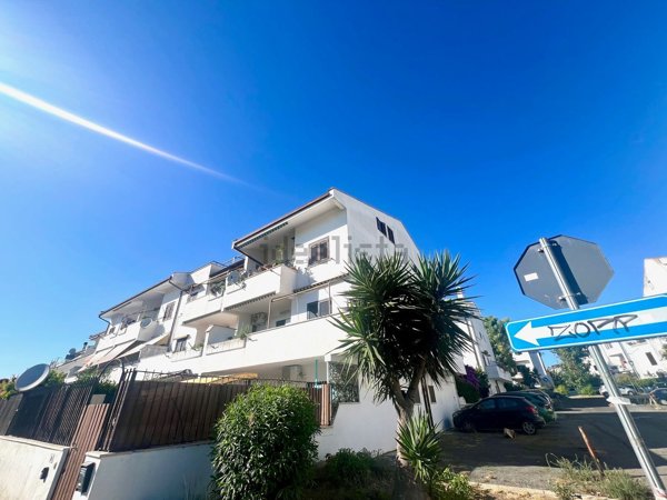 appartamento in vendita a Cerveteri in zona Marina di Cerveteri