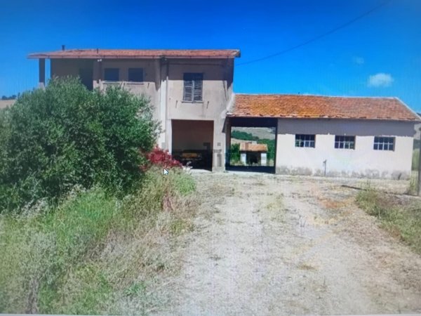 appartamento in vendita a Cerveteri in zona Sasso