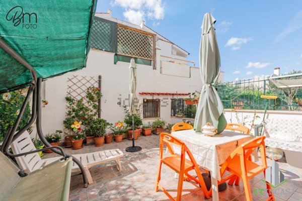 appartamento in vendita a Cerveteri in zona Marina di Cerveteri