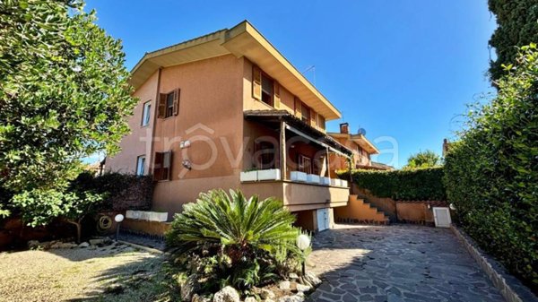 casa indipendente in vendita a Cerveteri in zona Valcanneto