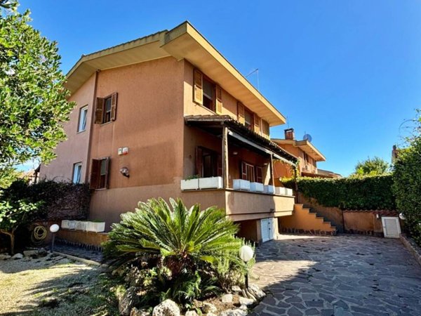 casa indipendente in vendita a Cerveteri in zona Valcanneto
