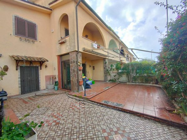 casa indipendente in vendita a Cerveteri in zona Cerenova