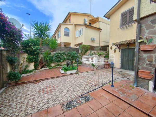 casa indipendente in vendita a Cerveteri in zona Marina di Cerveteri
