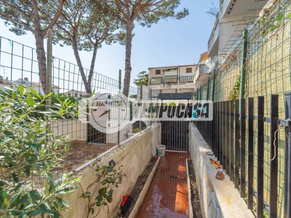 appartamento in vendita a Cerveteri in zona Cerenova