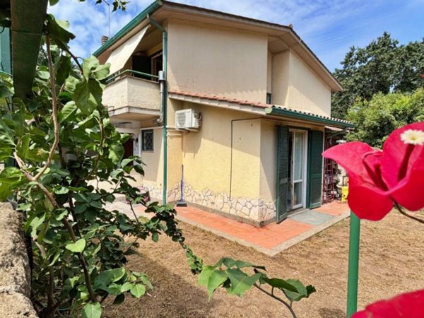 casa indipendente in vendita a Cerveteri in zona Valcanneto