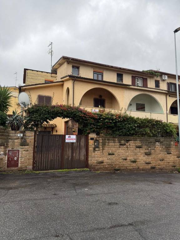casa indipendente in vendita a Cerveteri in zona Marina di Cerveteri