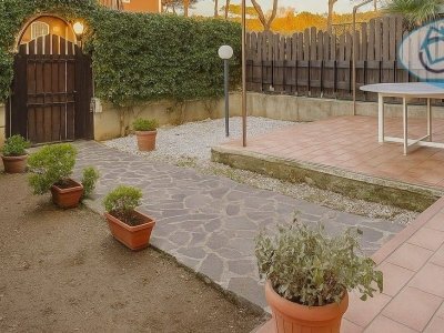 appartamento in vendita a Cerveteri in zona Marina di Cerveteri