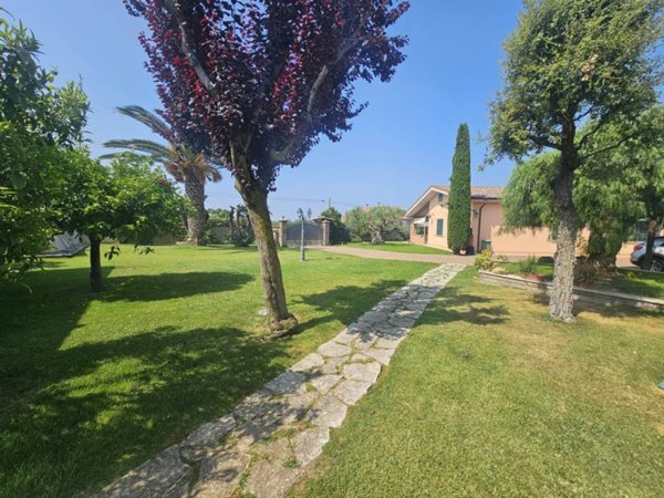 casa indipendente in vendita a Cerveteri in zona San Martino