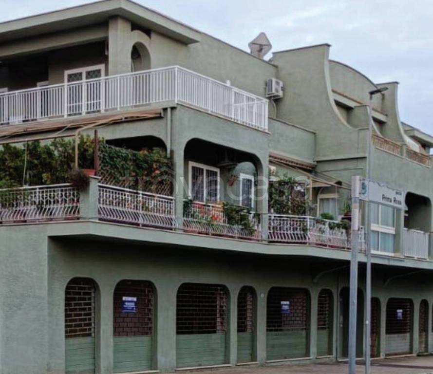 capannone in vendita a Cerveteri in zona Marina di Cerveteri