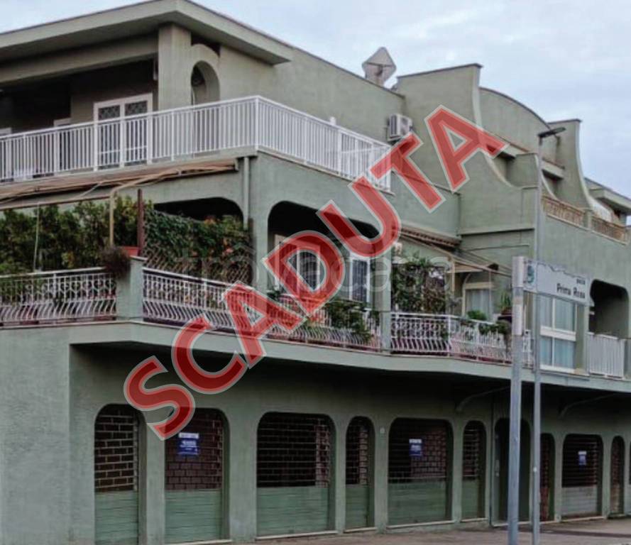 capannone in vendita a Cerveteri in zona Marina di Cerveteri