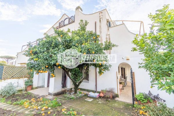 appartamento in vendita a Cerveteri in zona Cerenova