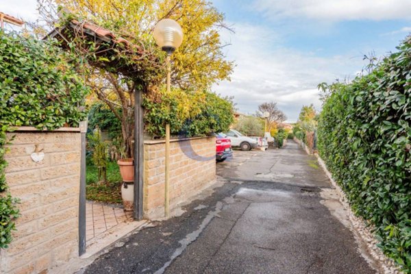 casa indipendente in vendita a Cerveteri