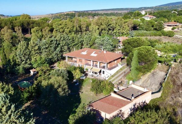 casa indipendente in vendita a Cerveteri in zona Sasso