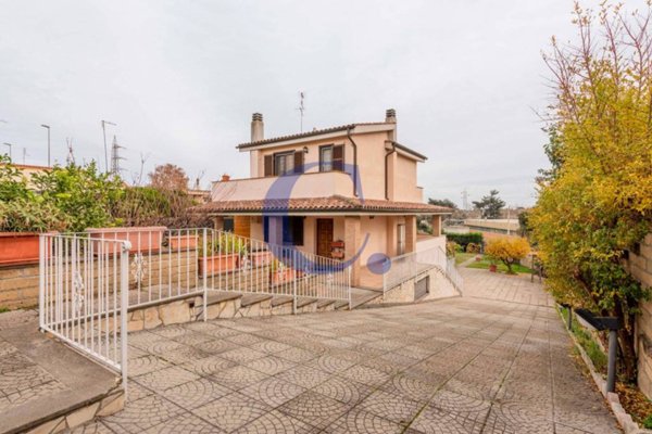 casa indipendente in vendita a Cerveteri