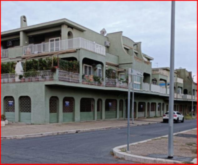 pentavano in vendita a Cerveteri in zona Marina di Cerveteri