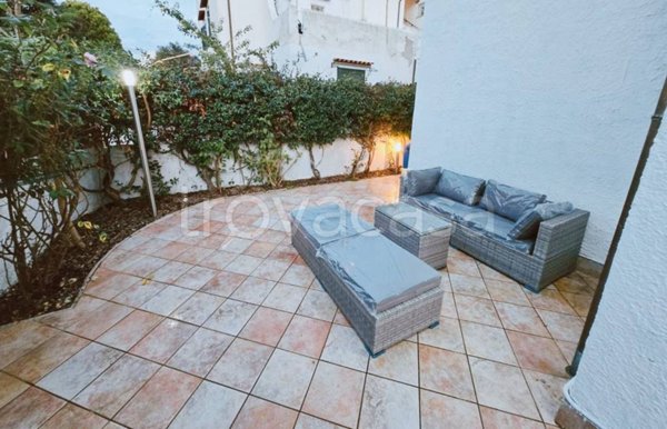 appartamento in vendita a Cerveteri in zona Marina di Cerveteri