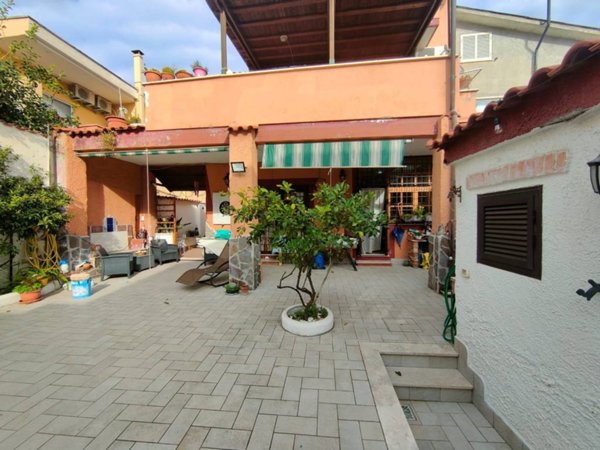 appartamento in vendita a Cerveteri in zona Cerenova