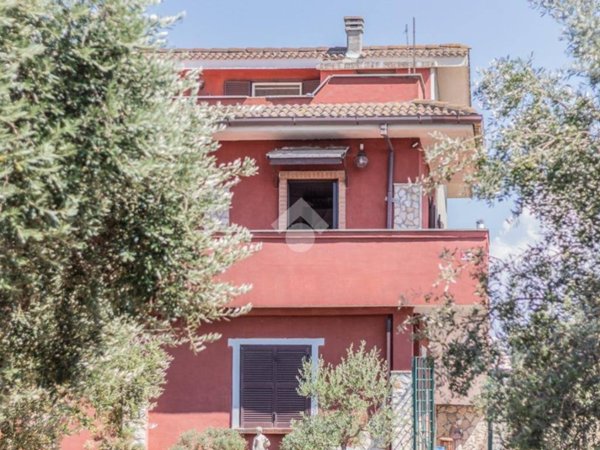 casa indipendente in vendita a Cerveteri in zona Sasso