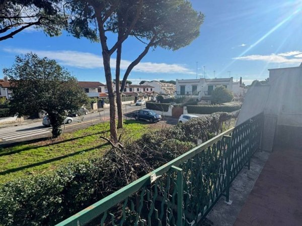 casa indipendente in vendita a Cerveteri in zona Cerenova
