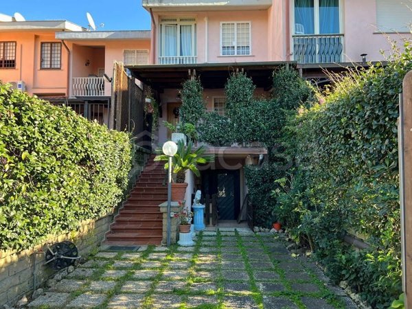 casa indipendente in vendita a Cerveteri in zona Valcanneto