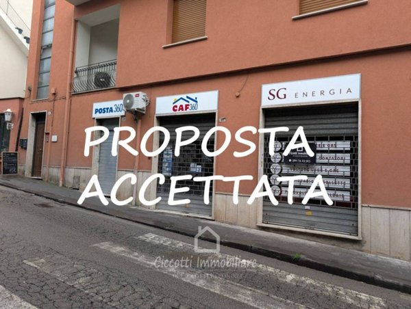 negozio in vendita a Cerveteri